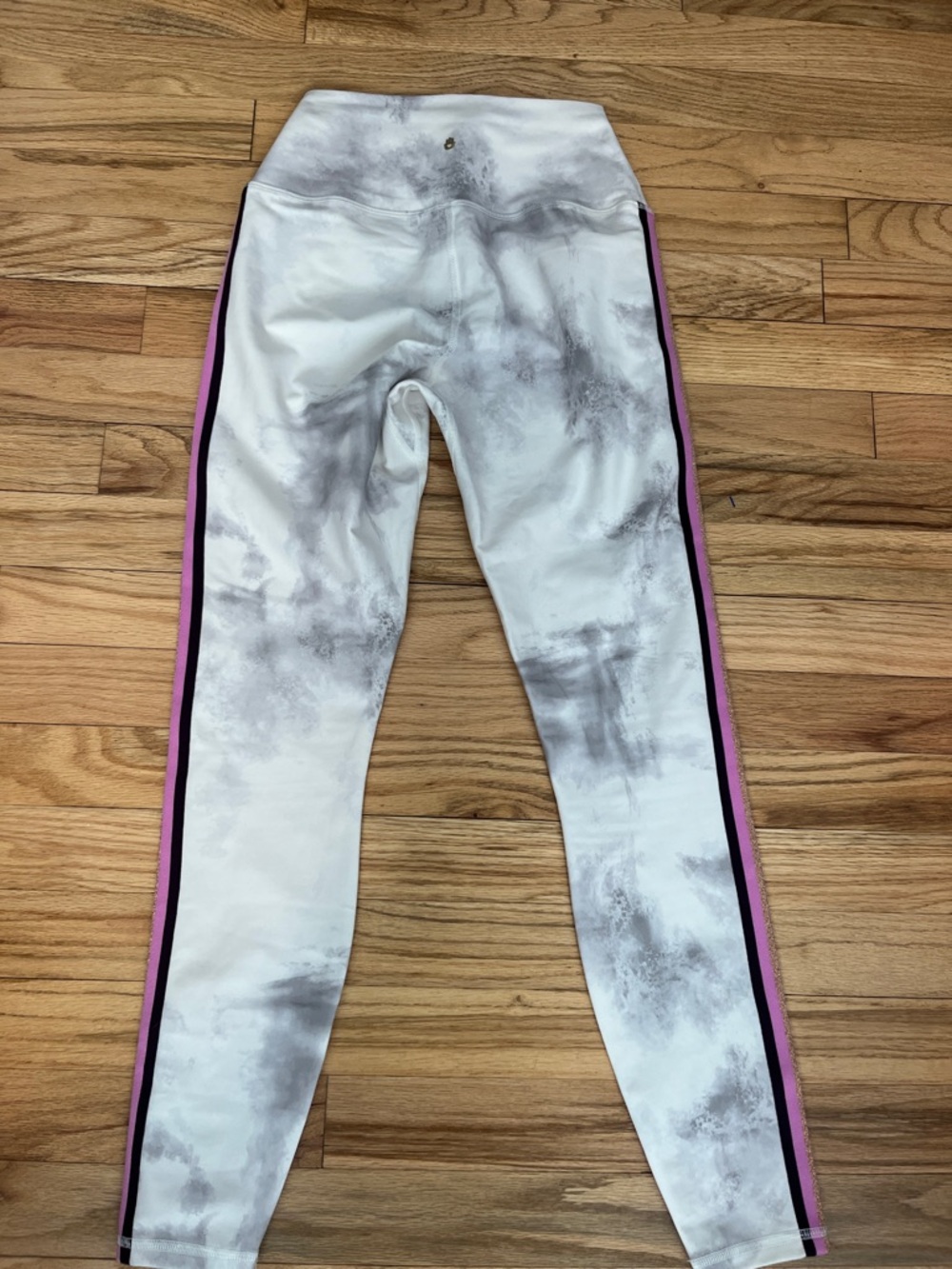 Spiritual gangster white marble intent 7/8 yoga legging side stripe NWOT SZ S - Picture 5 of 6